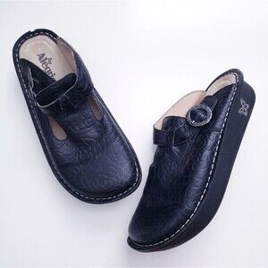Alegris Black Floral Tooled Leather Classic Clog